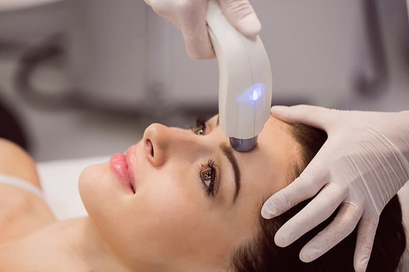 Skin treatment at a Globlanc clinic